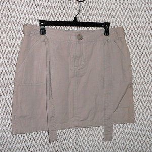 NWT French Cuff Skort Skirt Shorts size 8 Beige Khaki with Pockets